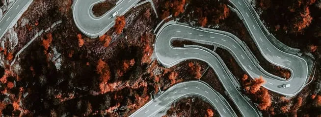 a cenital way of a highway with many curves.